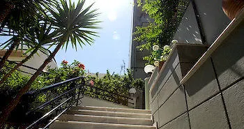 Alantha Apartment